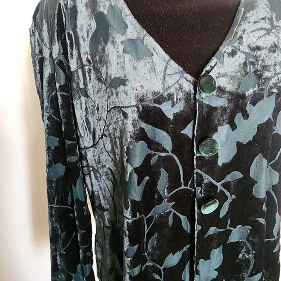 Vintage velvety emerald green sheer buttondown longsleeve top - Picture 10 of 14